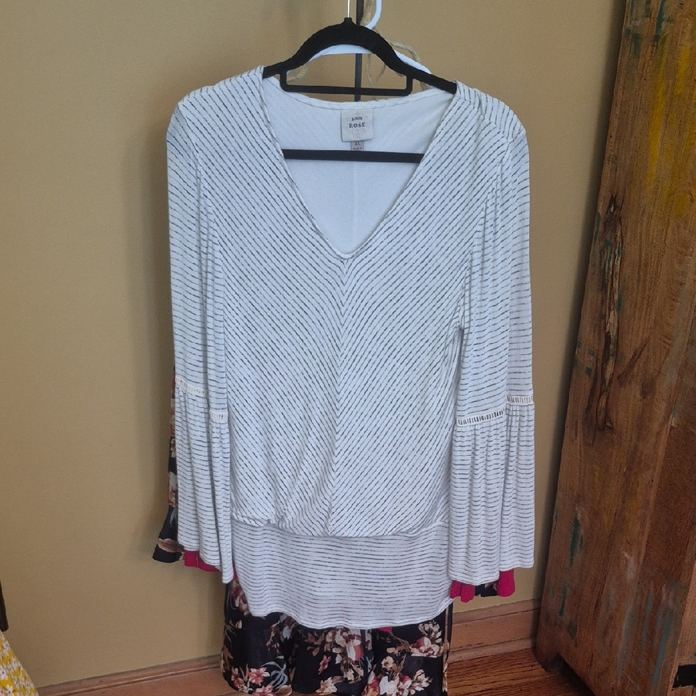 Knox Rose Cream Pleated Long Sleeve Blouse